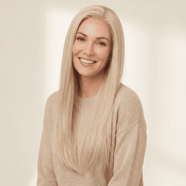 13×6 HD Lace Light Blonde Synthetic Wig – Straight (22 Inch)