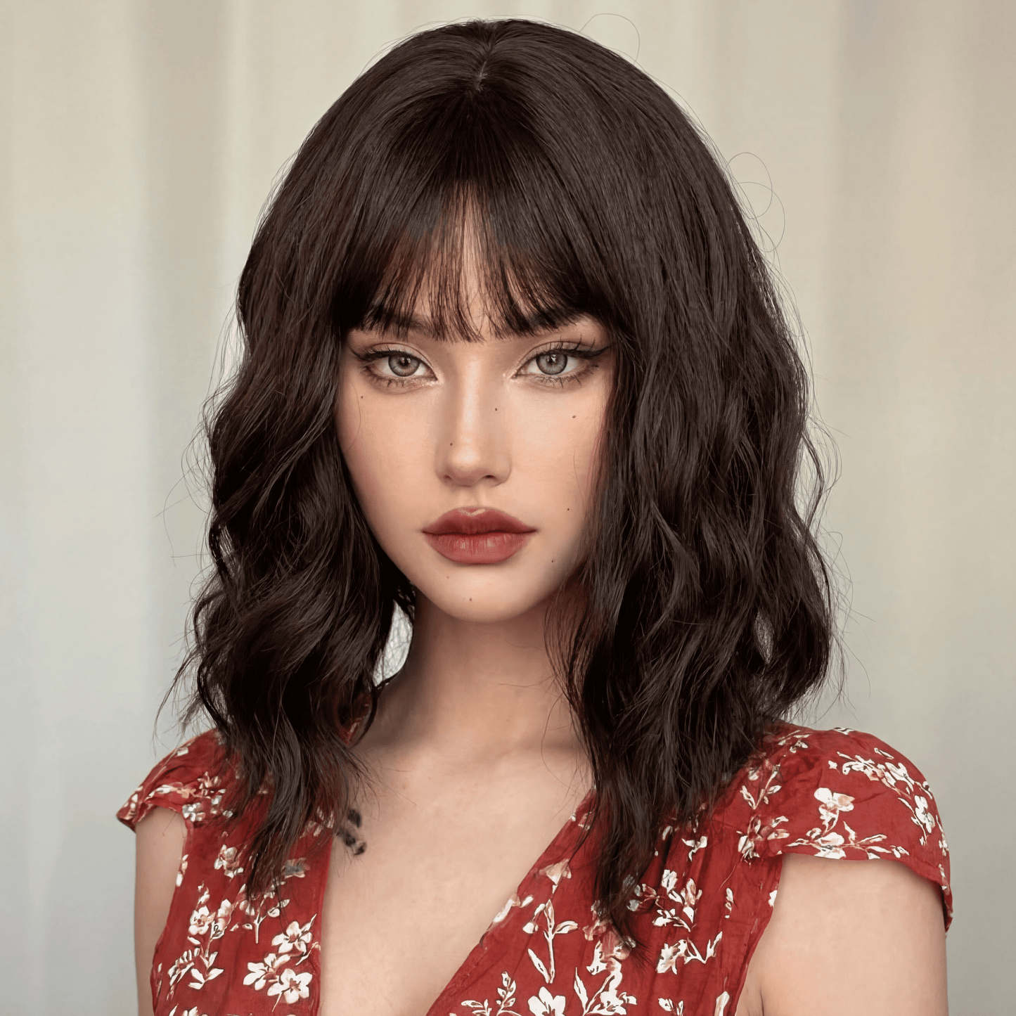 40.64cm Women’s Black Brown Medium Length Curly Wig with Bangs – High-Temperature Fiber, Rose Hair Net Cap